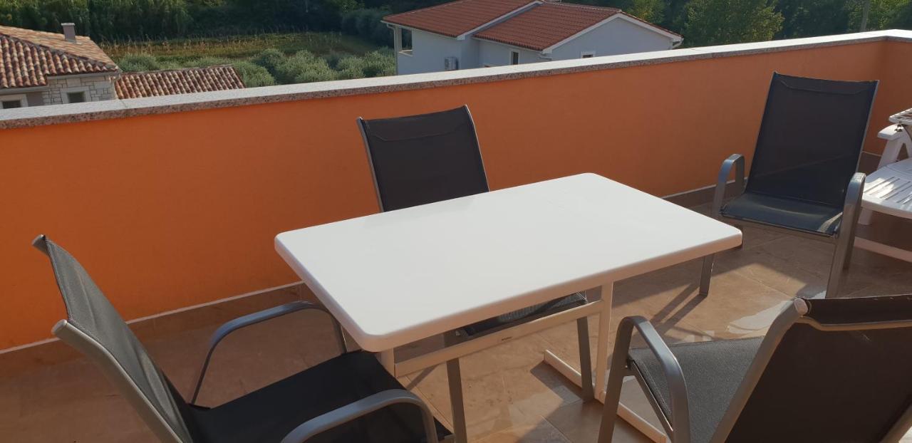 Apartmani Citrus Novigrad Filipac Екстериор снимка