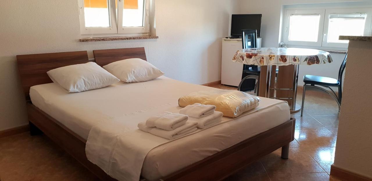 Apartmani Citrus Novigrad Filipac Екстериор снимка