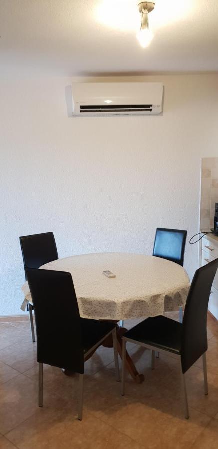 Apartmani Citrus Novigrad Filipac Екстериор снимка