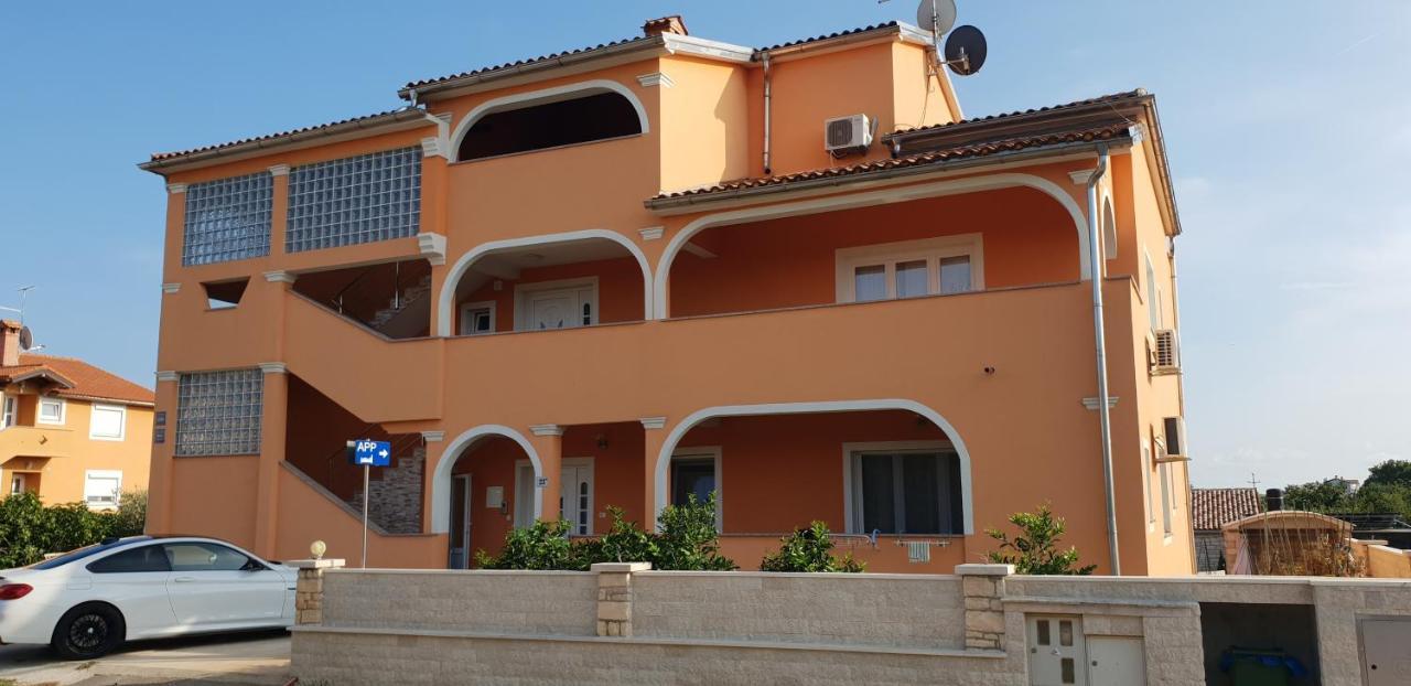 Apartmani Citrus Novigrad Filipac Екстериор снимка